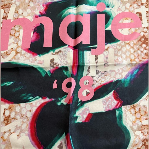 New-MAJE
Erose Large Silk Scarf In Multicolor - Picture 7 of 16